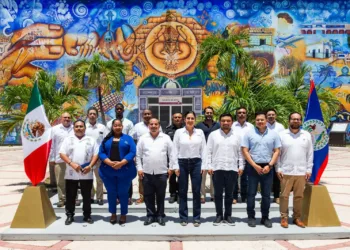 Playa del Carmen fortalece lazos internacionales: Estefanía Mercado recibe al alcalde de Belmopán, Belice, y comparte avances de transformación turística y de seguridad