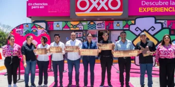 Gobierno de Playa del Carmen, liderado por Estefanía Mercado, y Oxxo impulsan el orgullo playense con nueva imagen de ciudad