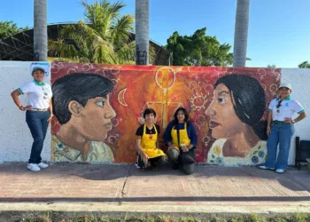Jóvenes artistas plasman su pasión y talento en concurso de pintura