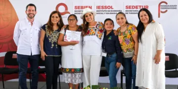 Capacita y entrega Mara Lezama equipamiento para fortalecer turismo comunitario de Maya Ka’an