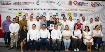 Estefanía Mercado cumple, entrega el Plan Municipal de Desarrollo 2024-2027 para construir el Playa del Carmen de los próximos 30 años