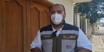 Recorren casa por casa en José María Morelos para frenar brote de tosferina