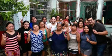 Renán Sánchez destaca inversión histórica en programas sociales 2025 ante la Familia Verde en Villa Otoch
