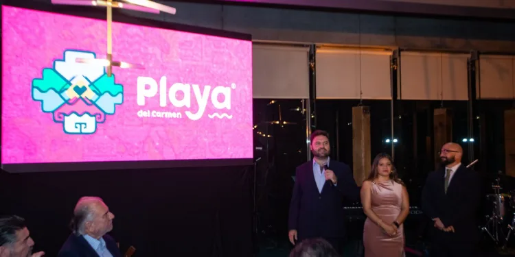 Playa del Carmen y Baja California consolidan alianzas empresariales en el Tianguis Turístico de México 2025