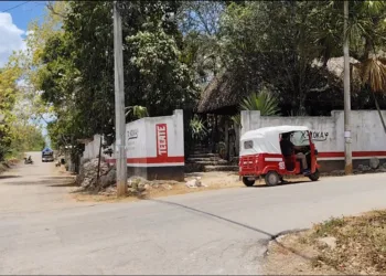 Aseguran vehículo con reporte de robo en Tabasco en calles de José María Morelos