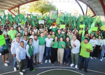 En Cancún, Karen Castrejón Trujillo y Renán Sánchez Tajonar, inician el proceso de afiliación de militantes y simpatizantes del Partido Verde en Quintana Roo