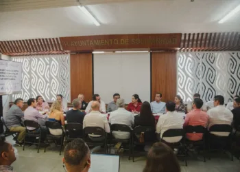 Estefanía Mercado escucha y trabaja con empresarios para construir un modelo económico justo e incluyente