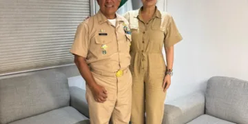 Estefanía Mercado fortalece coordinación con la Marina para garantizar la seguridad y reforzar la limpieza del sargazo en Playa del Carmen