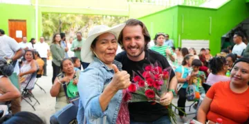 El Verde en Playa del Carmen no deja de crecer, gracias mamás de la familia Verde por siempre estar junto a mí: Fernando Muñoz