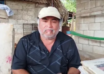 Productores de temporal inician la quema de milpa tradicional en el kilómetro 50, pese a retrasos de lluvias y recortes a programas sociales