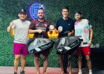 Celebran con éxito la “Primera Degustación Gastronómica”, un innovador torneo de pádel en Journey Padel Arena Cancún