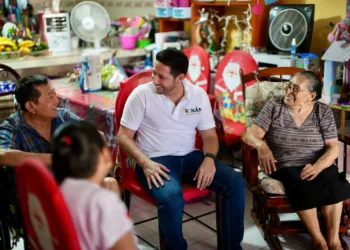 Destaca Renán Sánchez Tajonar la importancia de escuchar a la ciudadanía, en torno al cuarto muelle en Cozumel 