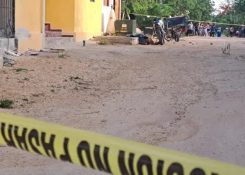 Ataque armado deja un repartidor muerto y otro herido en Macario Gómez