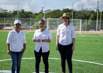 Comunidad de Javier Rojo Gómez ya disfruta de su nueva cancha de fútbol
