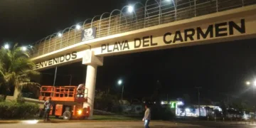 Donde antes había colores partidistas, hoy hay identidad; Estefanía Mercado recupera el alma de Playa del Carmen con el color arena playa
