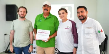 Fernando Muñoz se suma a la reforestación y a la justicia ambiental en Playa del Carmen