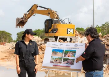 Estefanía Mercado responde con hechos: arranca pavimentación que conecta Villas del Sol con el corazón de Playa del Carmen y mejora la movilidad de más de 48 mil habitantes
