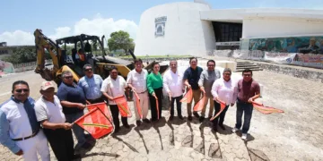 Inician trabajos para reinstalar símbolos históricos en el Congreso del Pueblo