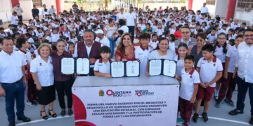 Después de 48 años, Mara Lezama entrega en solo cuatro meses Domo en Primaria “Rufo Figueroa”
