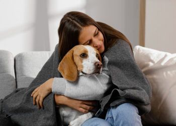 Estar ahí hasta el final: consejos para una despedida amorosa de tu mascota