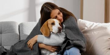 Estar ahí hasta el final: consejos para una despedida amorosa de tu mascota