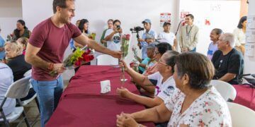 Diego Castañón Visita la Estancia para Adultos Mayores del DIF Tulum y Anuncia Mejoras