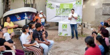 Renán Sánchez Tajonar: «El Pueblo de Bacalar Decidirá el Futuro de la Laguna»