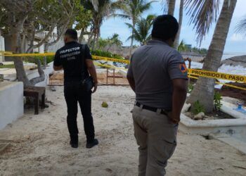 Turista Estadounidense Muere Ahogado en la Bahía de Akumal, Tulum
