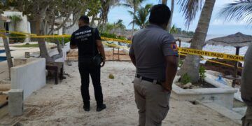 Turista Estadounidense Muere Ahogado en la Bahía de Akumal, Tulum