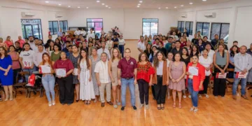 Tulum Apuesta por la Profesionalización: 200 Becas Universitarias y de Maestría para Servidores Públicos