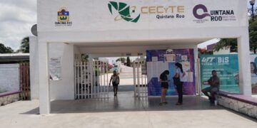 Cecyte Tulum Deja a 64 Estudiantes en Lista de Espera; Piden Apertura de Nuevos Grupos