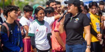 Estefanía Mercado Transforma la Plaza 28 de Julio en Escenario Deportivo para Torneo Estatal «De la Calle a la Cancha»
