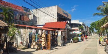 Empresarios de Tulum Buscan Reactivar Economía Local Ante Desaceleración Global