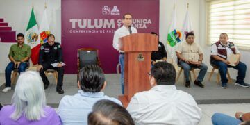 Diego Castañón Lidera Conferencia «Tulum Comunica y Avanza» para Reforzar Transparencia Gubernamental