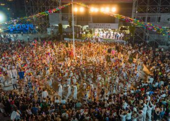Estefanía Mercado Clausura Histórica Feria del Carmen 2025 con Más de 100 Mil Asistentes