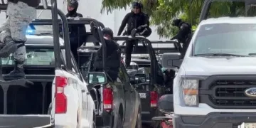Intenso operativo en Limones deja tres detenidos y el aseguramiento de armas, drogas y mercancía de contrabando