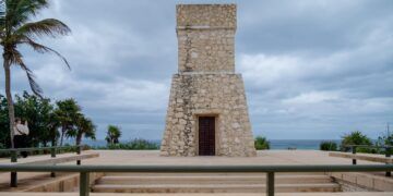 Hoteleros de Tulum Proponen Abrir Playas del Parque Nacional del Jaguar Ante Crisis por Sargazo