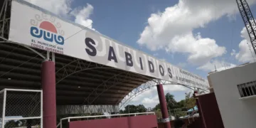 La comunidad de Sabidos ya disfruta de la remodelación de su domo y cancha multideportiva