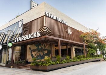 Starbucks México eleva los momentos de café con una nueva tienda en Playa del Carmen