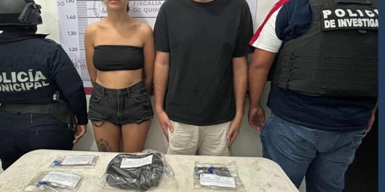 Detienen a Dos Argentinos en Tulum por Posesión de Drogas