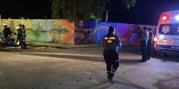 Pareja en Estado Etílico Choca Motocicleta Contra Poste en Tulum