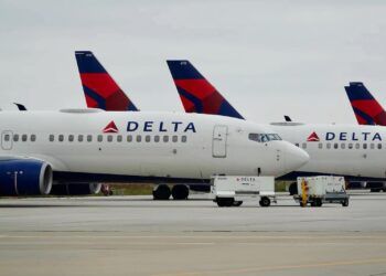 Delta cancela rutas hacia Tulum ante baja demanda y sobreoferta de vuelos