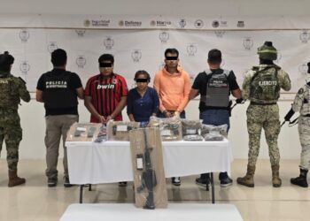 Ocho detenidos y 16 armas aseguradas en operativo contra narcomenudeo en Playa del Carmen