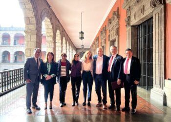Gobernadores se Reúnen con Claudia Sheinbaum para Fortalecer el Sistema de Salud IMSS-Bienestar