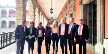 Gobernadores se Reúnen con Claudia Sheinbaum para Fortalecer el Sistema de Salud IMSS-Bienestar