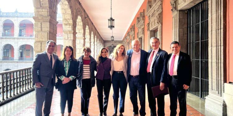 Gobernadores se Reúnen con Claudia Sheinbaum para Fortalecer el Sistema de Salud IMSS-Bienestar