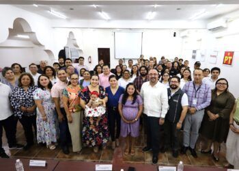 IEQROO inaugura lactario para las mamás trabajadoras que viven el periodo de lactancia.