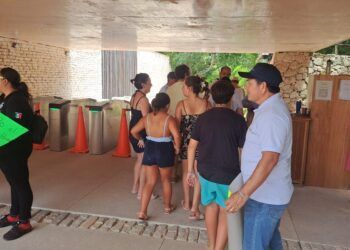 GAFSACOMM incumple acuerdos y restringe acceso a playa pública en Tulum