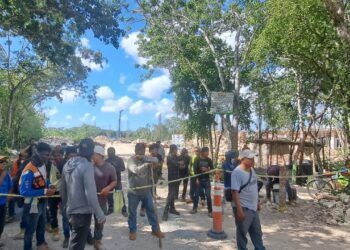 Trabajadores paralizan construcción de centro comercial en Tulum