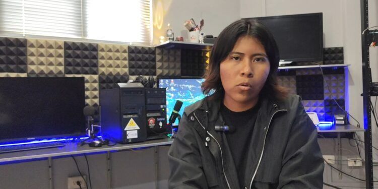 Activista maya recibe premio nacional y se forma como líder antirracista